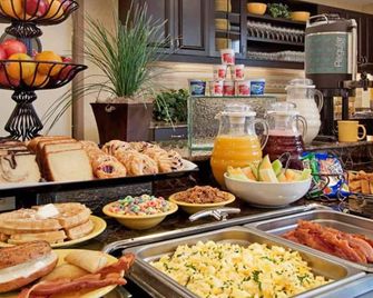 Diamond Holiday Apartments Vlore - Vlorë - Buffet