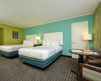 Mermaid Inn - Myrtle Beach - Bedroom