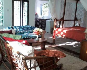 Cooke Villa - Mtwapa - Wohnzimmer