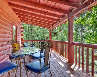 Gorgeous Rustic Cabin in Mountains-4 bdrm. W/ Fireplace - Lakemont - Balcony