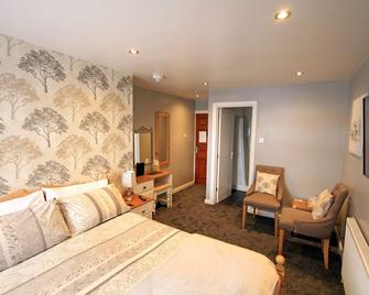 Pine Lodge Guest House - Newquay - Bedroom