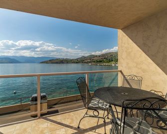 Grandview 522 Waterfront condo on Lake Chelan - Chelan - Balkon