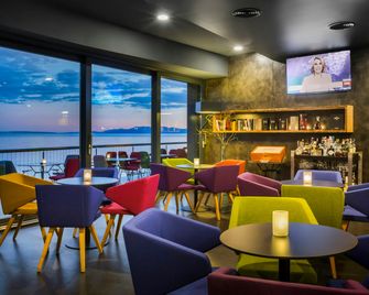 Boutique & Design Hotel Navis - Small Luxury Hotels of the World - Opatija - Sala d'estar