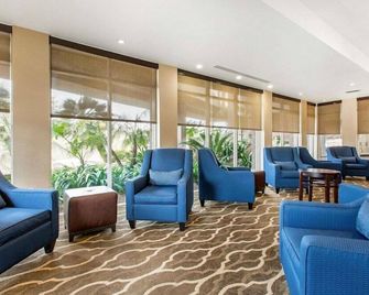 Best Western San Diego Zoo/SeaWorld Inn & Suites - ซานดีเอโก - เลานจ์