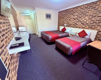 Top Of The Town Motel - Inverell - Schlafzimmer