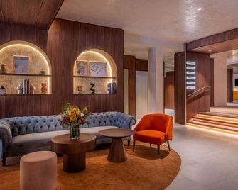 Hôtel Burdigala by Inwood Hotels - Bordeaux - Front desk