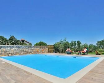 Apartments Bozena - Biograd na Moru