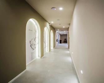 Noha Lifestyle Hotel - Пула - Коридор