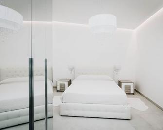 Secret Garden - Suites & Apartments - Vasto - Habitació