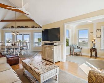 3675 - Seaducktion by Resort Realty - Duck - Sala de estar