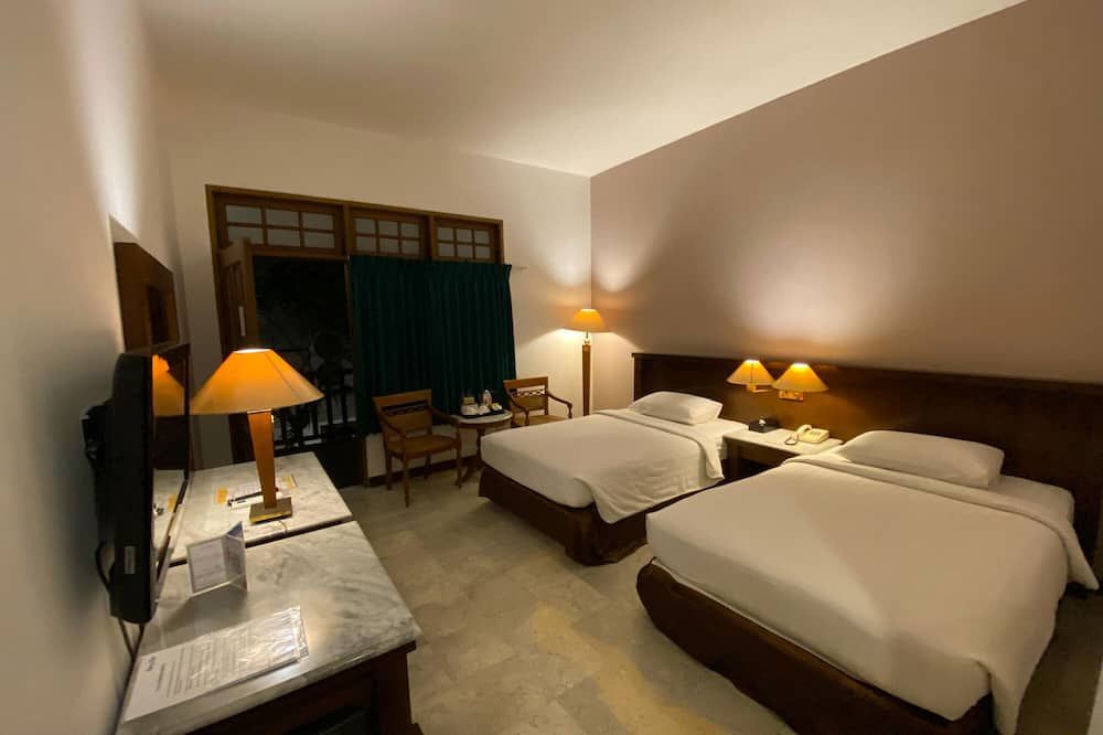 ناريتا هوتل تولونجاجونج