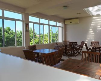 Caribbean Inn And Suites - St. John's - חדר אוכל