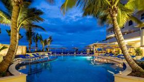 Condado Vanderbilt Hotel - San Juan - Bể bơi