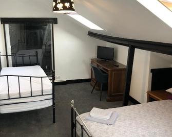 The White Hart Inn - Twickenham - Спальня