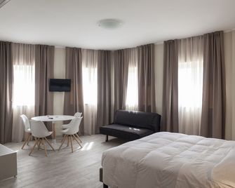 Hotel & Wellness Stella Delle Langhe - Govone - Спальня
