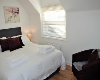 Coach House - Southampton - Bedroom