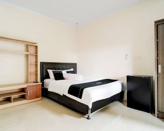 Hotel O Griya Cewang Syariah - Bekasi