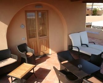 Solemar Hotel - Leni - Patio