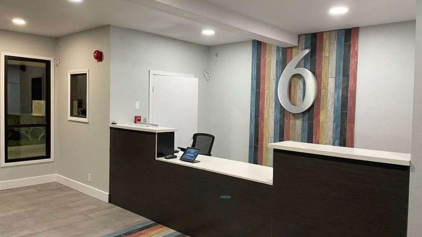 Motel 6 Soledad. Ca