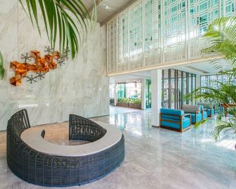 Atease Phuket Patong - Patong - Aula