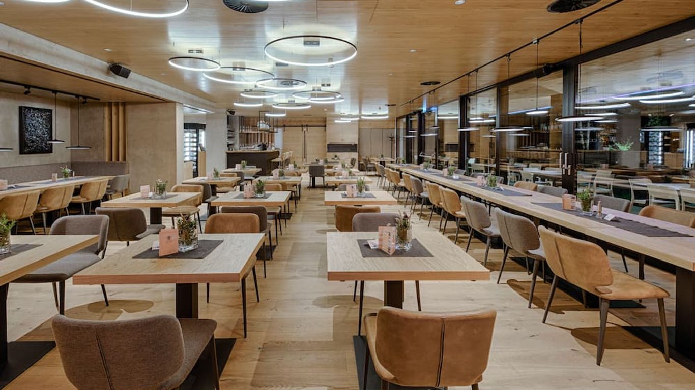 Kosis Sports Lifestyle Hotel