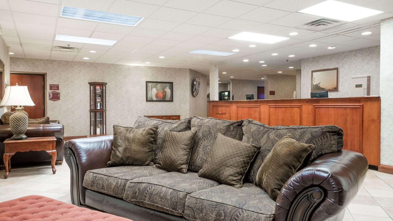 سوبر 8 باي ويندام غرايسون