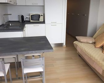 Empuriabrava apart. First line of the sea, central, Wifi, Air conditioning. - Castelló d'Empúries - Küche