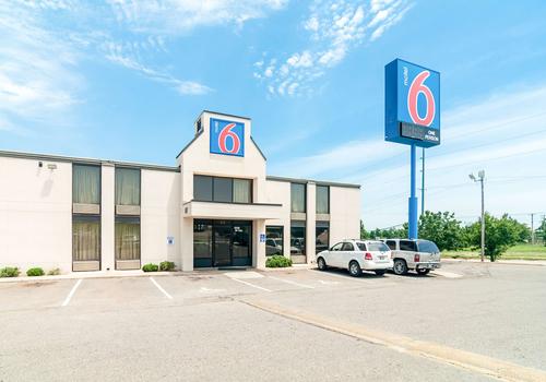 Motel 6 Oklahoma City, Ok South $50 ($̶5̶6̶). Oklahoma City Hotel Deals