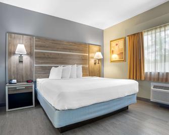 Best Western Wakulla Inn & Suites - Crawfordville - Bedroom