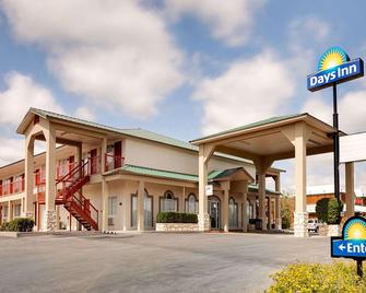 Days Inn by Wyndham San Angelo - San Angelo - Edificio