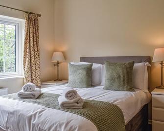 8 Lowther Gardens - Grange-over-Sands - Bedroom