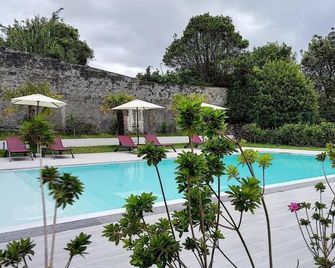 Cfs Azores Guest House - Ponta Delgada Azoren - Pool
