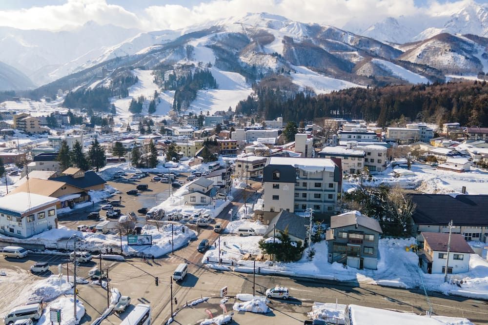 evo Hotel Hakuba - Hakuba - Vista del exterior