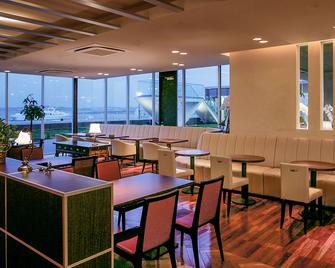Comfort Hotel Central International Airport - Tokoname - Restaurante
