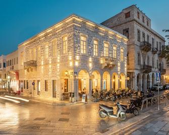 Syros Soul Luxury Suites - Ermoupoli - Будівля