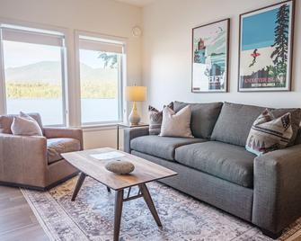 Waters Edge Shoreside Suites - Ucluelet