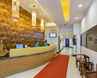 Kaiserdom Hotel (Changsha Zhongshan Road, Wusi Square) - Changsha - Front desk