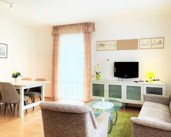 FW Cora - Silberseehaus in der Freizeitoase Mortka - Lohsa - Sala de estar