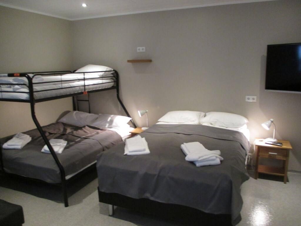 استوديو جيست هاوس سيديسفجوردور