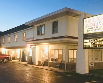North Country American Inn - Kalkaska - Budova