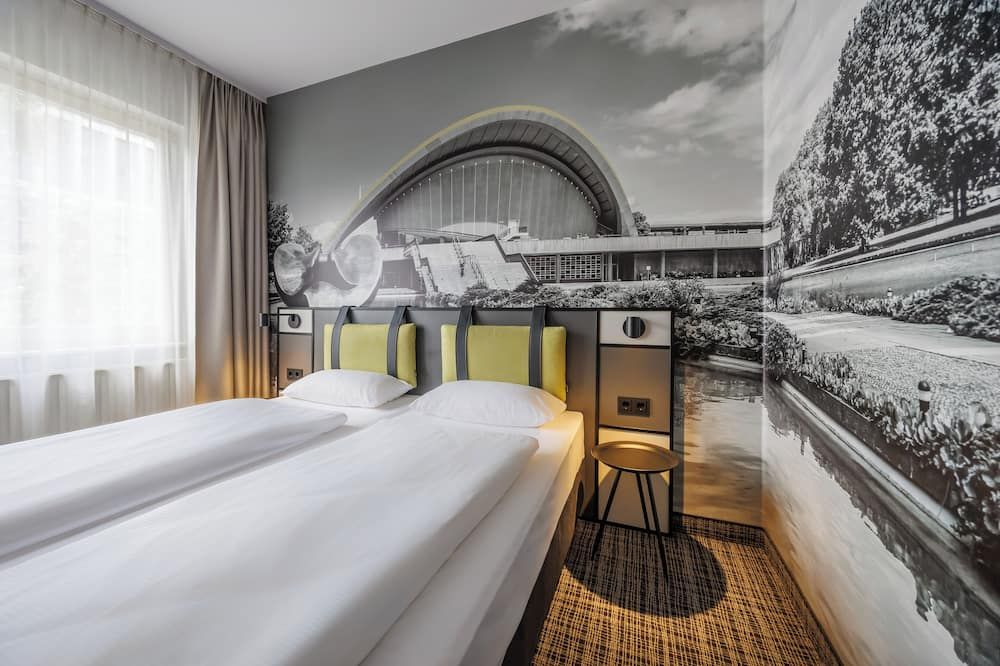 فندق لوتسوف