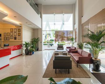 Tune Hotel - Danga Bay Johor - Johor Bahru - Lobby