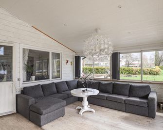 Beautiful Home In Dals Laanged - Dals Långed - Living room