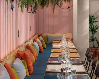 إكلو هوتلز بوردو سيتي سنتر باستيد - بوردو - مطعم