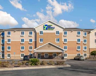 Extended Stay America Select Suites - Jacksonville - North - Jacksonville - Building