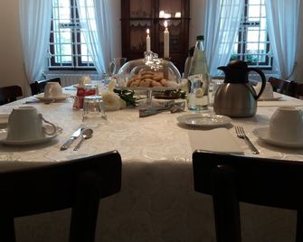 B&B Casa Zia Cianetta Residenza di Campagna - Capodacqua - Buffet