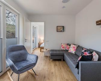 Tinyhaus Brekendorf Kammberg - Brekendorf - Sala de estar