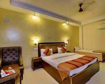 Hotel Diamond Inn - Chandigarh - Camera da letto
