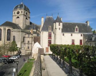 Le Pont Neuf 61 - Alençon - Bâtiment