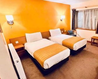 Tollgate Hotel - Stoke-on-Trent - חדר שינה